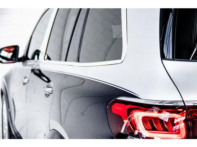 Mercedes-Benz GLS 600 Maybach 2021 Benzine 6