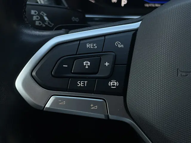 Volkswagen T-Cross 1.0 TSI R-Line Automaat 2022 Benzine 24