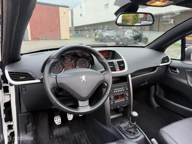 Peugeot 207 CC 1.6 VTi 2012 Benzine 22