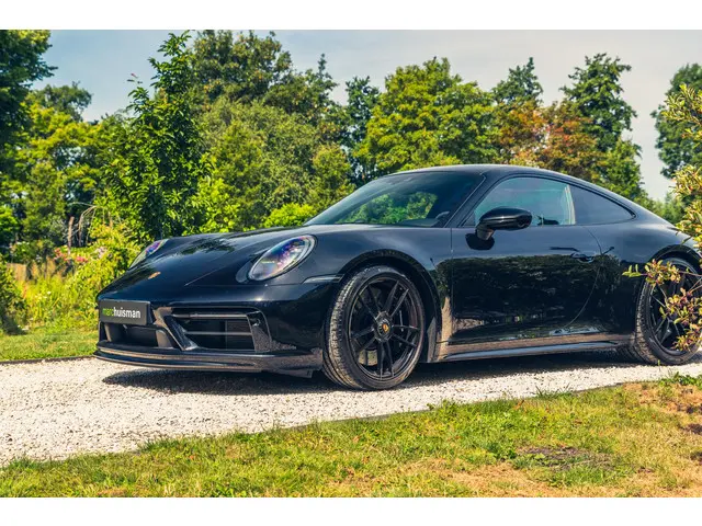 Porsche 911 3.0 Carrera GTS 2022 Benzine 113