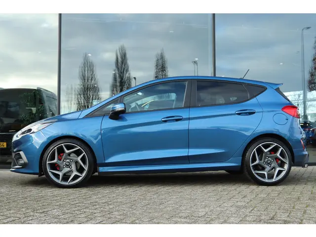 Ford Fiesta 1.5 ECOBOOST ST-3 200PK 2019 Benzine 19