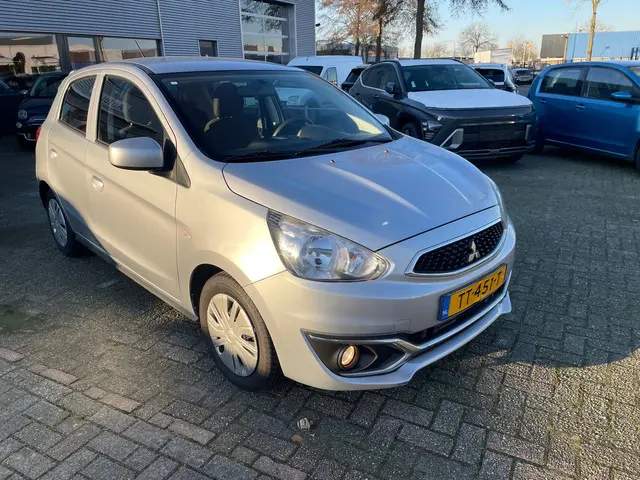 Mitsubishi Space Star 1.0 Cool+ 2018 Benzine 5
