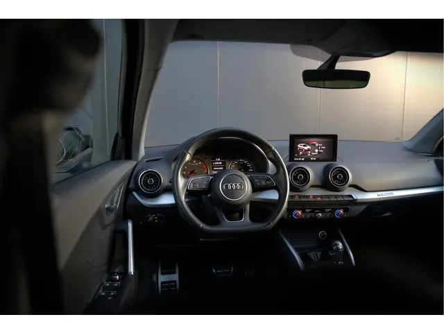 Audi Q2 1.4 TFSI CoD Design Pro Line Plus 2018 Benzine 25