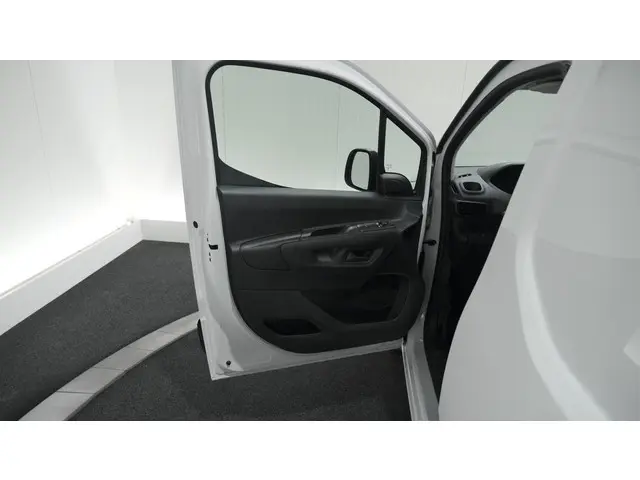 Peugeot Partner 1.5 BlueHDi 100 S&S L1 2024 Diesel 57