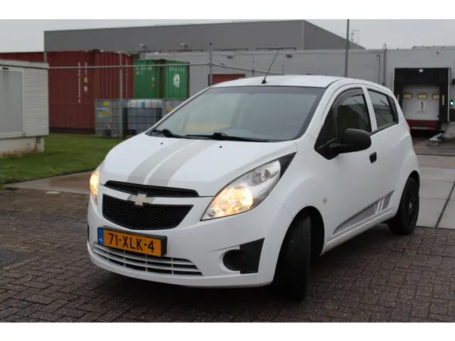 Chevrolet Spark 2