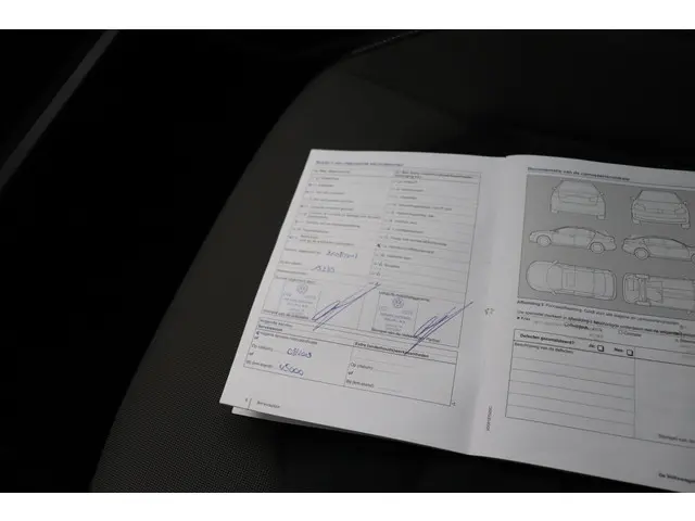 Volkswagen Golf Sportsvan 1.2 TSI Highline 2015 Benzine 28