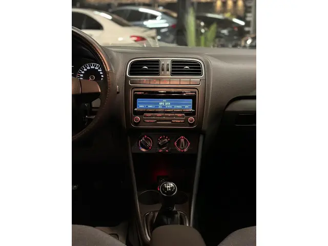 Volkswagen Polo 1.2 TSI Highline 2012 Benzine 13