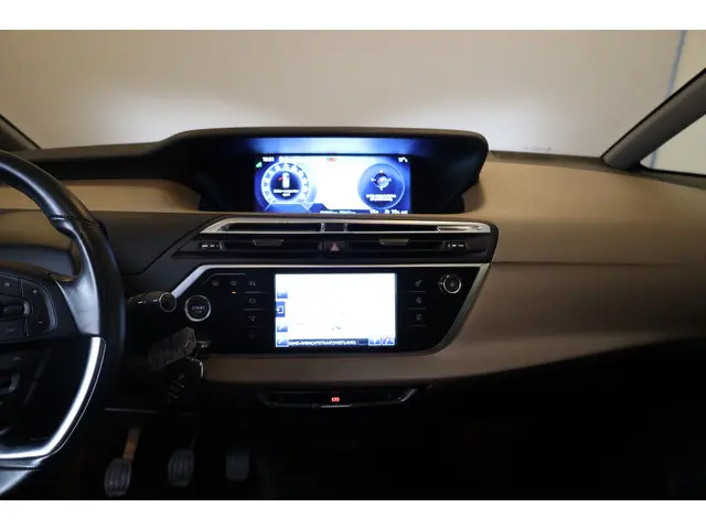 Citroën C4 Picasso PT 130 Exclusive 2016 Benzine 52