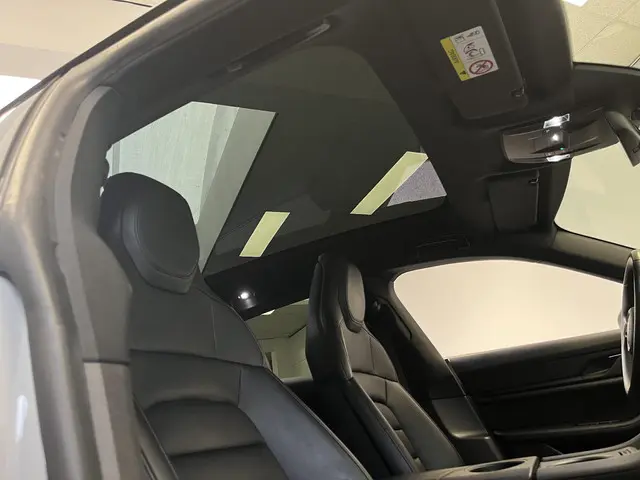 Porsche Taycan Cross Turismo 4 93 kWh 2021 Elektrisch 5