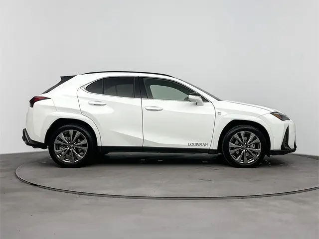 Lexus UX 250h F Sport Line 2024 Hybride Benzine 10