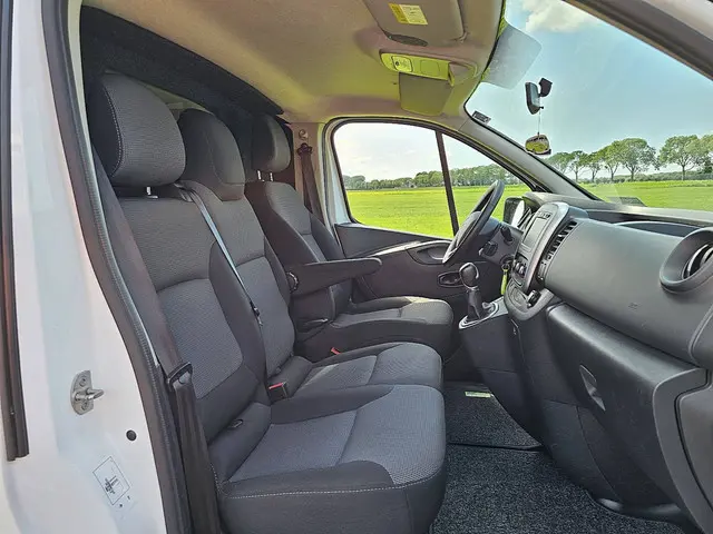 Renault Trafic 2.0 DCI 2020 Diesel 7