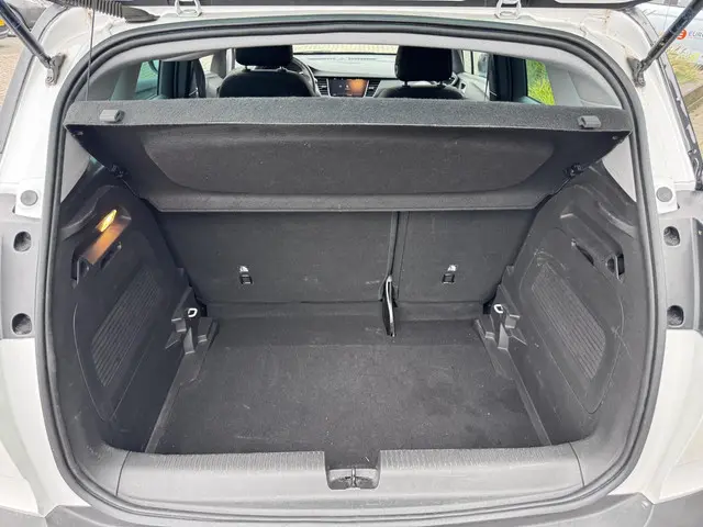 Opel Crossland 1.2 Turbo Elegance 2024 Benzine 32