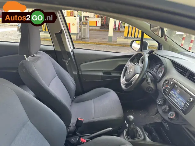 Toyota Yaris 1.0 VVT-i Comfort 2019 Benzine 19