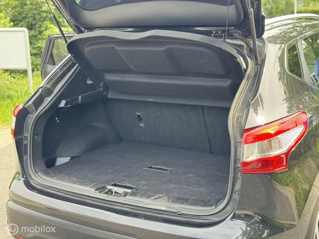 Nissan QASHQAI 1.2 Tekna 2015 Benzine 15