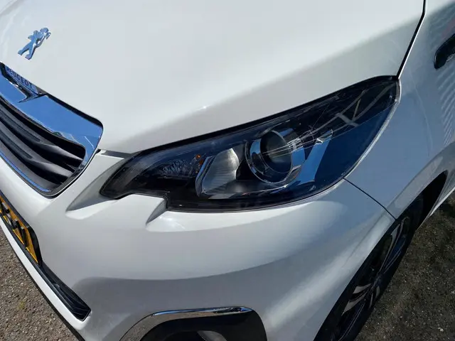 Peugeot 108 1.0 e-VTi GT-Line 2019 Benzine 26