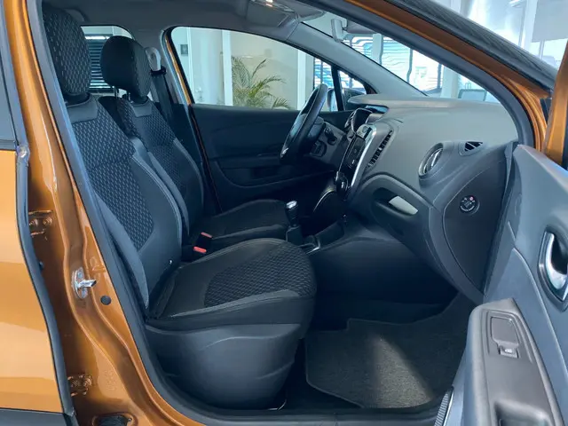 Renault Captur 0.9 TCe Intens 2017 Benzine 10
