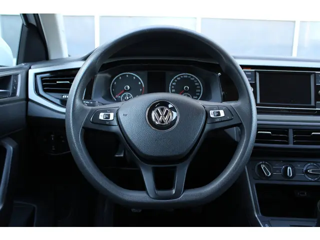 Volkswagen Polo 1.0 TSI Comfortline 2018 Benzine 15