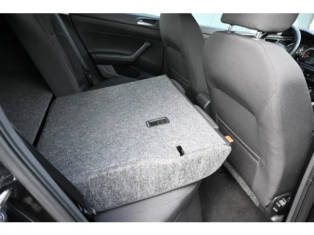 Volkswagen Polo 1.0 TSI Comfortline 2019 Benzine 26