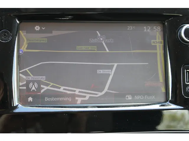 Renault Clio Estate 0.9 TCe Zen 2017 Benzine 11