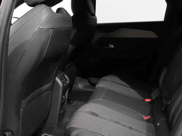 Peugeot 308 1.2 PureTech GT 2024 Benzine 20