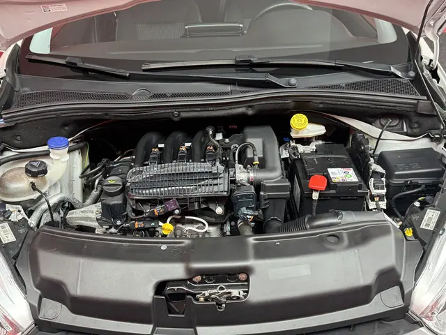 Peugeot 208 1.2 PureTech Blue Lion 2017 Benzine 11