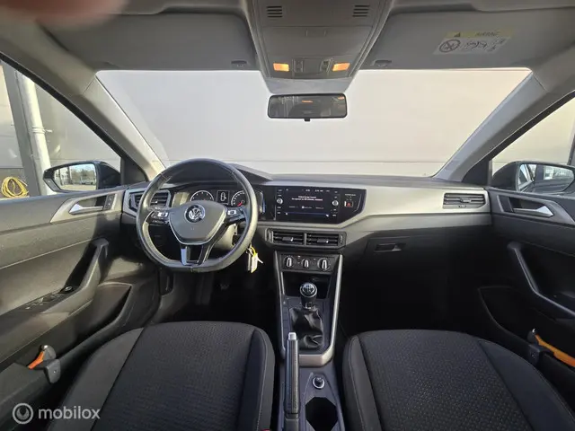 Volkswagen Polo 1.0 TSI Comfortline 2018 Benzine 9