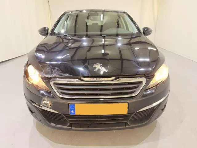 Peugeot 308 2