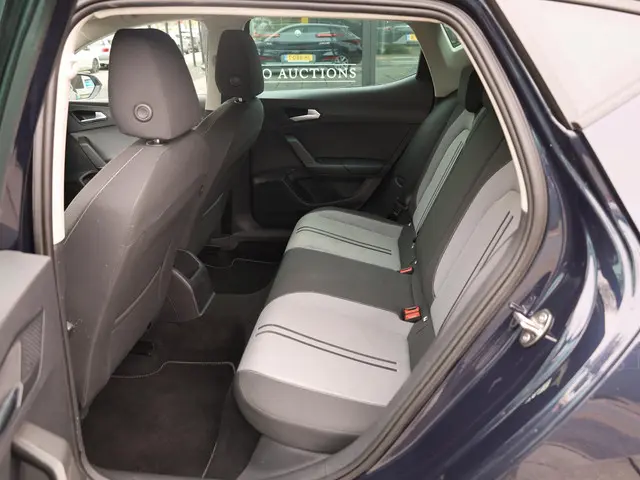 SEAT Leon 1.0 eTSI 2022 Benzine 31