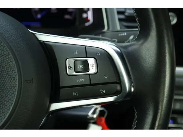 Volkswagen T-Roc Cabrio 1.5 TSI R-Line 2021 Benzine 17