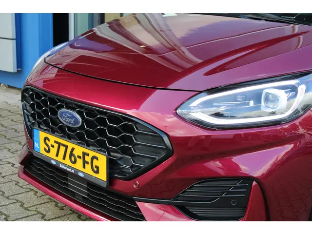 Ford Fiesta 1.0 EcoBoost Hybrid ST-Line X 2022 Benzine 38