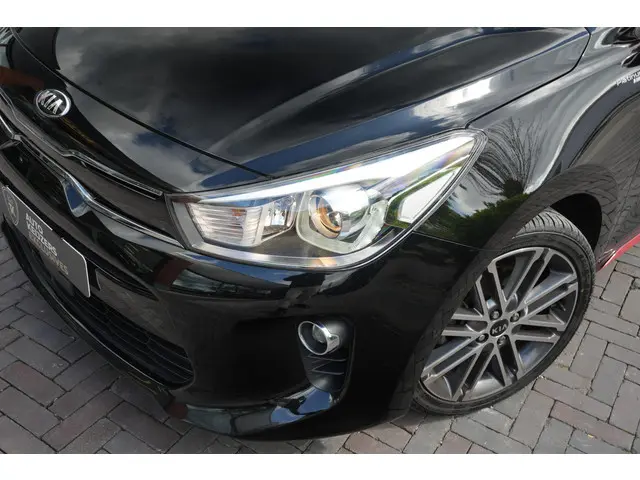 Kia Rio 1.0 TGDI Platinum Edition 2017 Benzine 38
