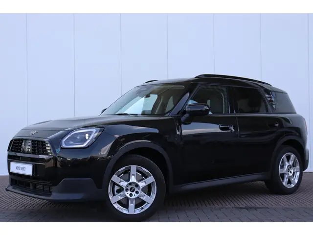 MINI Countryman C Aut. 2024 Benzine 32