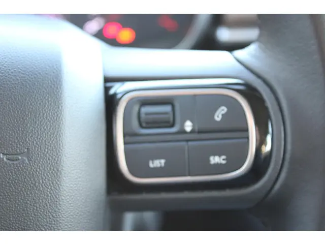 Citroën C3 1.2 PT SHINE 2022 Benzine 26