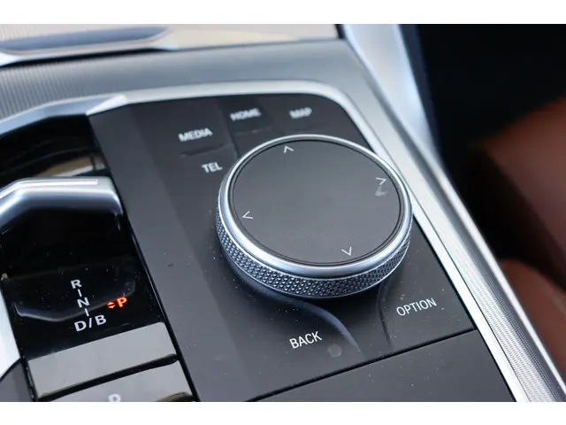 BMW i4 eDrive40 High Executive 2024 Elektrisch 31