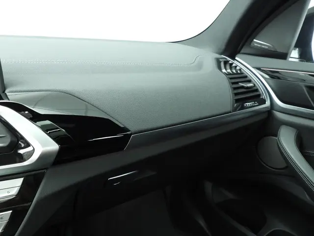BMW iX3 High Executive 80 kWh 2021 Elektrisch 31