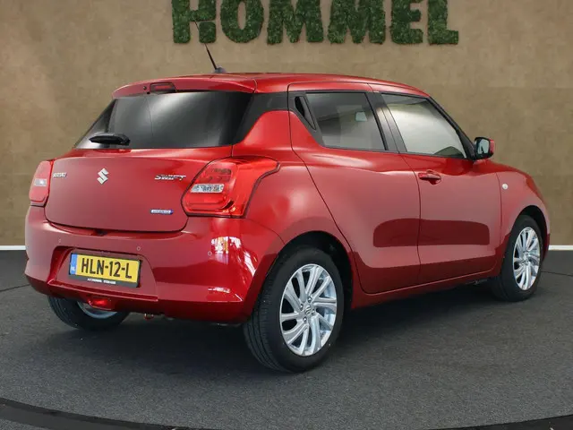 Suzuki Swift 1.2 Select Smart Hybrid 2024 Benzine 2