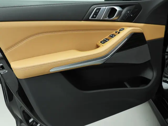 BMW X5 xDrive40i 2024 Benzine 26