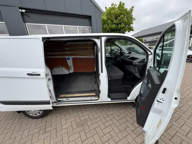 Ford Transit Custom 270 2.2 TDCI L1H1 Trend 2015 Diesel 22
