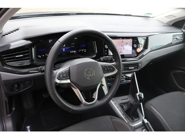Volkswagen Polo 1.0 TSI Business 2023 Benzine 11