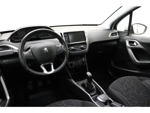 Peugeot 2008 1.2 PureTech Blue Lion 2017 Benzine 7