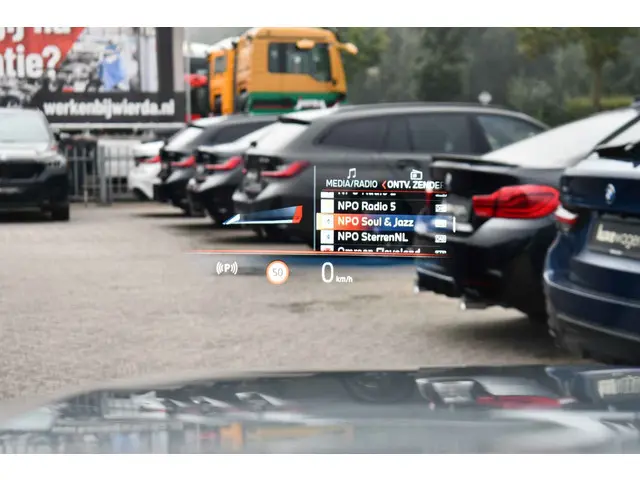 BMW 5 Serie 530e M-Sport 2024 Hybride Benzine 11