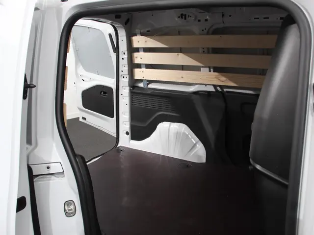 Peugeot Partner 1.5 BlueHDi 100 S&S L1 2024 Diesel 36