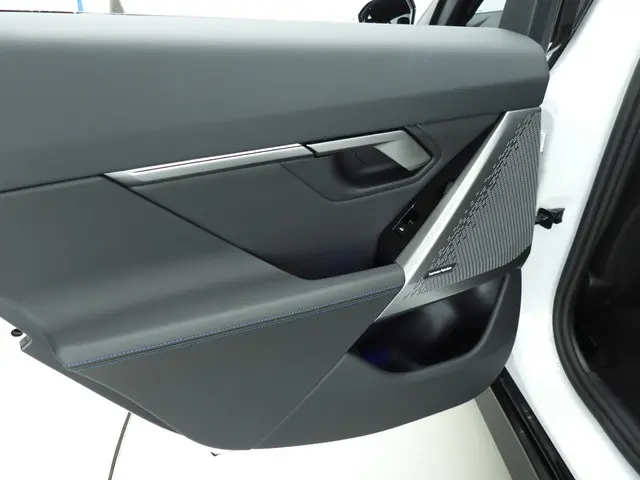 BMW 5 Serie Sedan 530e 2025 Hybride Benzine 17