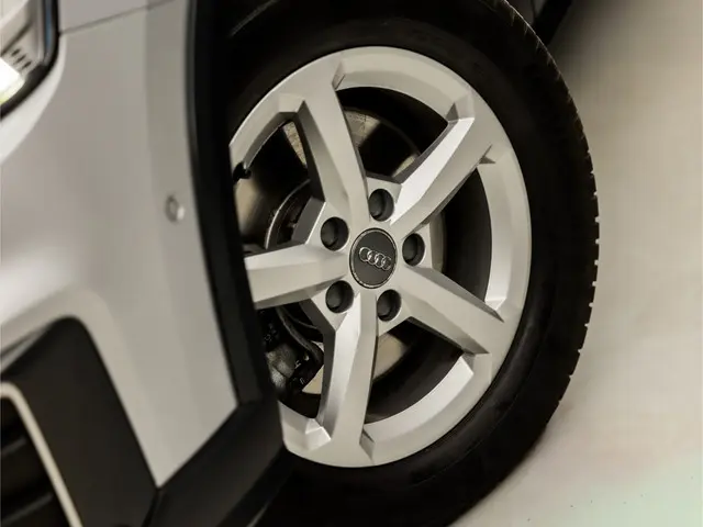 Audi Q2 1.4 TFSI Sport 2018 Benzine 18