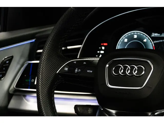 Audi Q8 50 TDI quattro Pro Line S 2023 Diesel 37