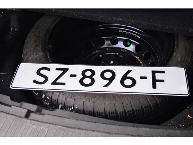 Renault Mégane Estate 1.3 TCe Limited 2018 Benzine 13