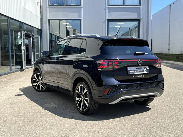 Volkswagen T-Cross 1.0 TSI R-Line Business 2024 Benzine 31