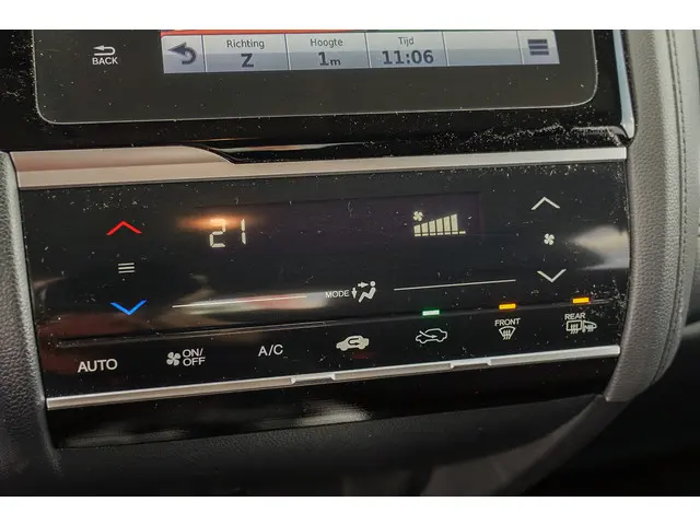 Honda Jazz 1.3i VTEC ELEGANCE 2016 Benzine 23