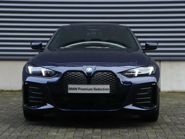 BMW i4 eDrive40 2025 Elektrisch 3