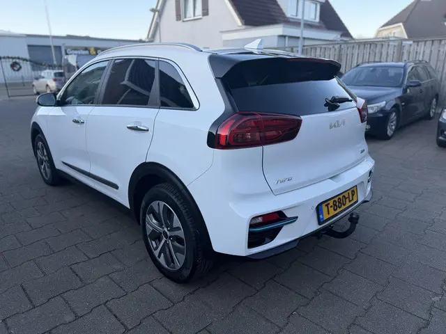 Kia e-Niro Executive 64 kWh VOL OPTIES 2022 Elektrisch 7